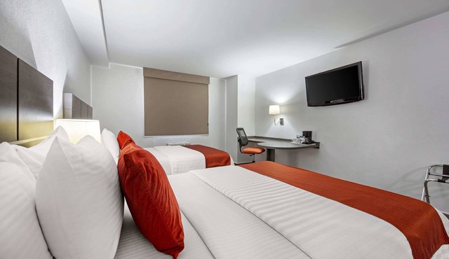 Comfort Inn Queretaro