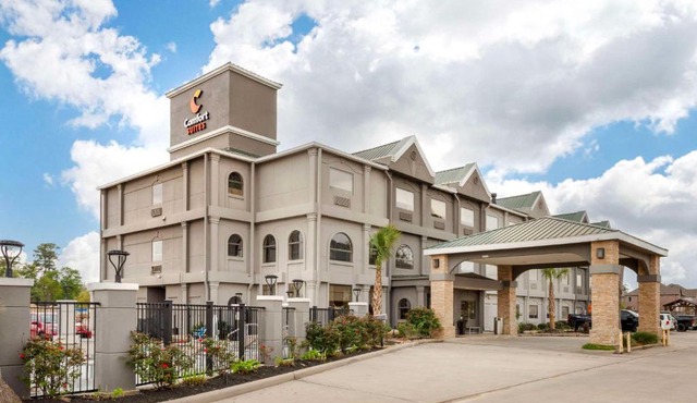 Comfort Suites Shenandoah-The Woodlands