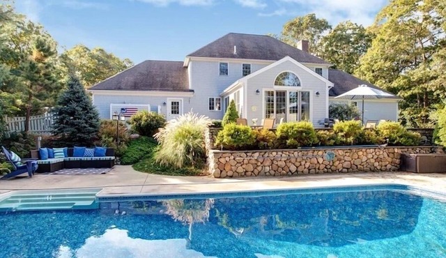 Comfortable Sandwich Home with Pool RPAM014 in Sandwich