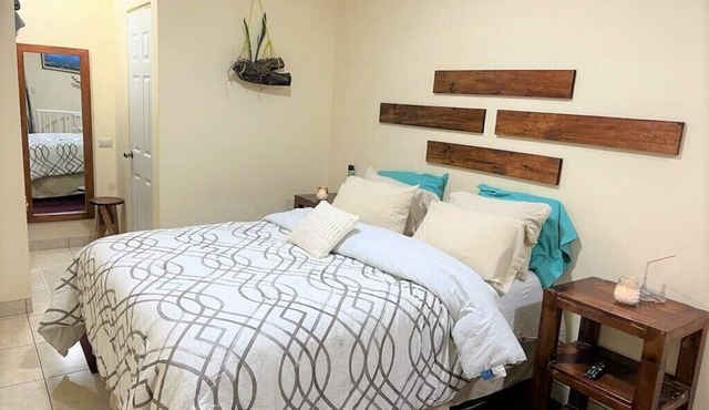 Comfy. Internet, Netflix,washer and Dryer,full Kitchen