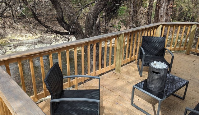 Complete Tiny House w water view and private yard