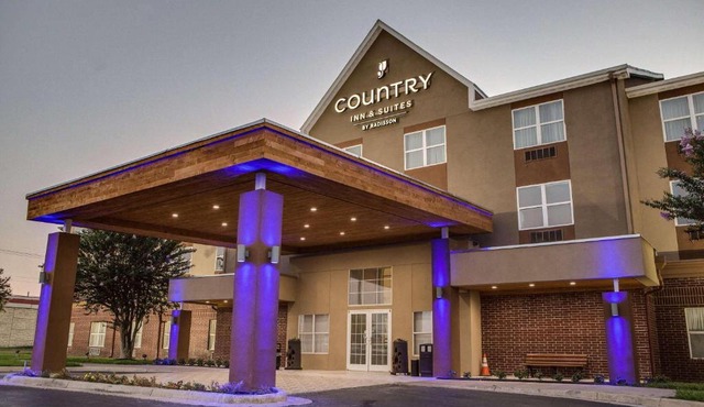 Country Inn & Suites by Radisson, Harlingen, TX