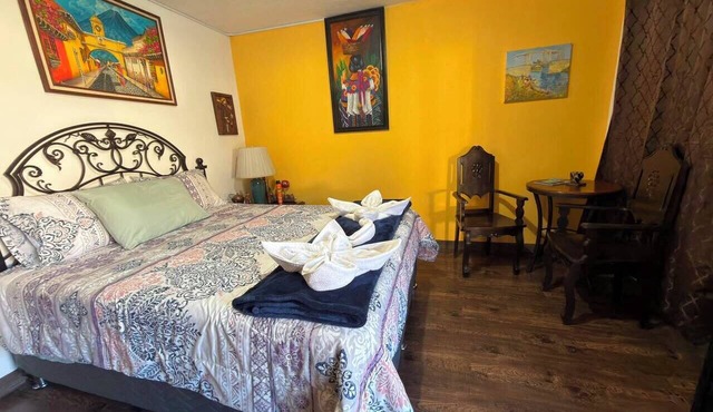Cozy 1-bedroom house in beautiful Antigua Guatemala.