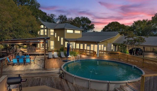 Cozy Bastrop Stay Pool Near Parks & Downtown