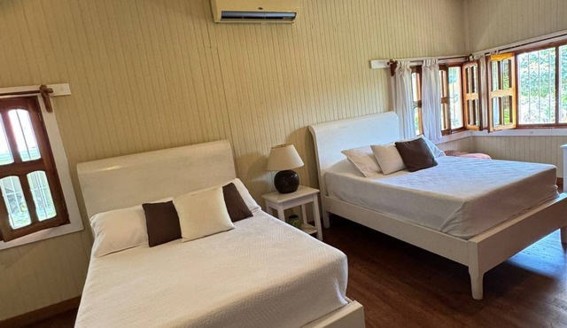 Cozy country house 15 minutes from IRTRA. Ideal for sharing with family