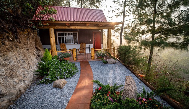 Cozy mountain Cabin with great views. Finca Chuchiyá