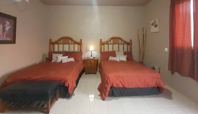 Cozy Room Just a few steps to the beach in Cholla Bay. Pet Friendly