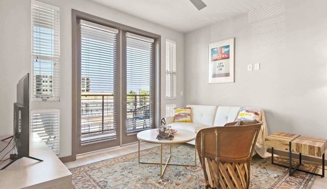 CozySuites PHX RORO Gym, Pool, Pets, Parking! #2