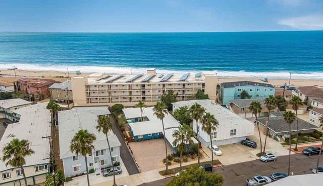 #D 1-level, 2Bd, 1block to Beach, Esplanade, Shops