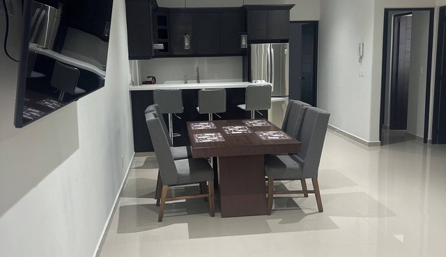 Delonix New Cozy 3-bedroom condo with WiFi & AC in Santa Cruz
