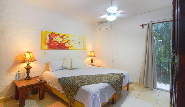 Departamento con Alberca en Condominios Marbella Puerto Vallarta