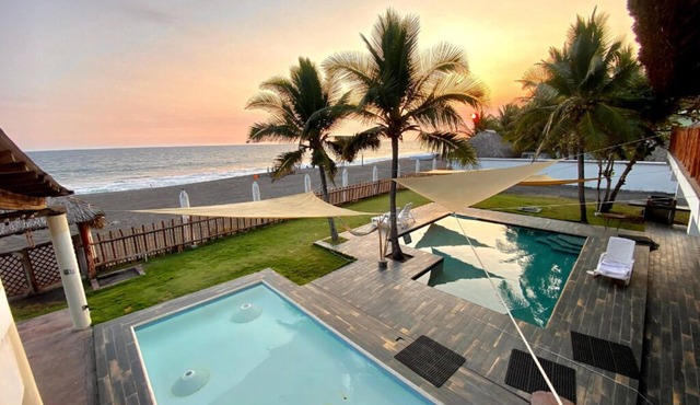 ¡Despierta con el mar y una vista espectacular!