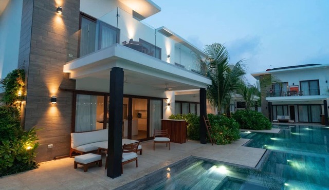 Direct Entry Pool 7 Guests 2 Bedrooms