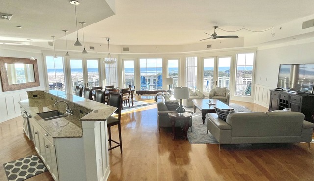 Direct Gulffront! BREATHTAKING 270 degree Ocean Views! Large 2600 sqft 3bdrm! in WaterSound Beach