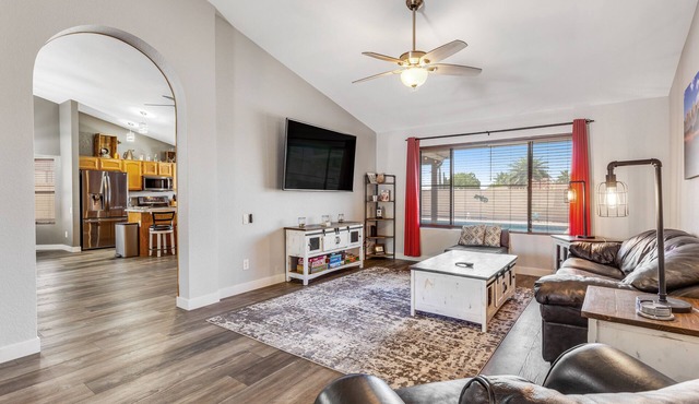 Dog-friendly home with private pool, great backyard, and free WiFi