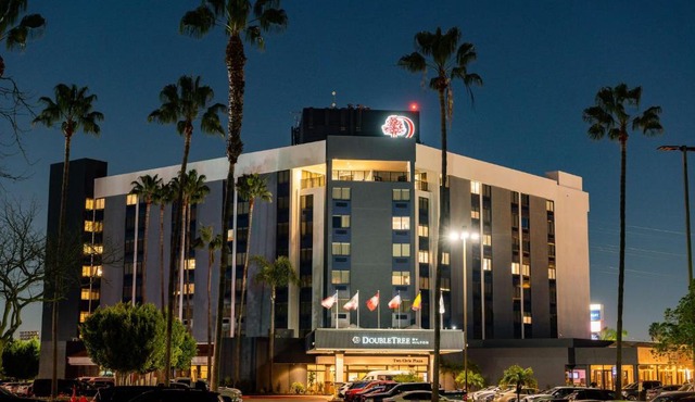 DoubleTree by Hilton Carson