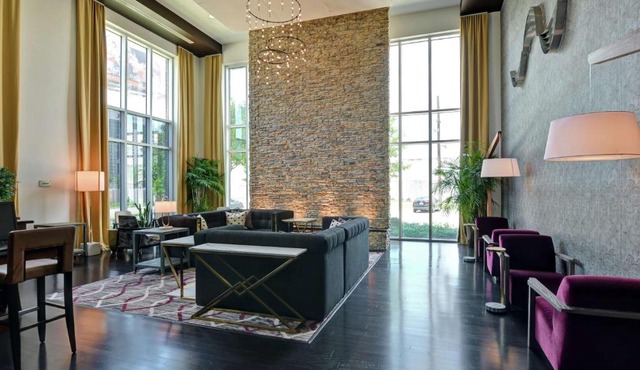 DoubleTree by Hilton Hotel Baton Rouge