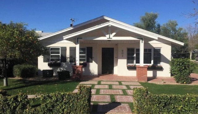 Downtown Tempe Modern Farmhouse: Luxurious Home Steps Away From ASU & Mill Ave
