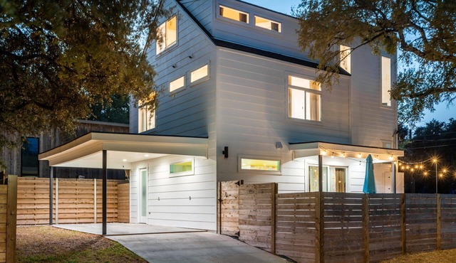 Eastside Home w Awesome Yard - Golf, Pool, Firepit