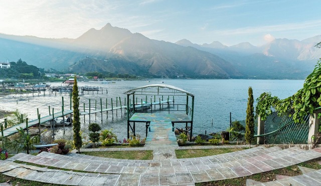 Eco Hotel Uxlabil Atitlan