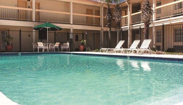Econo Lodge