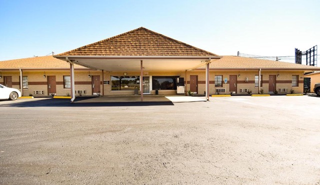 Economy Inn Beebe