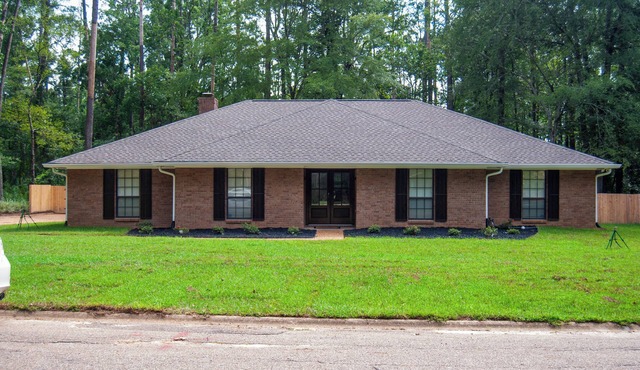 Eddie’s Place in Brandon