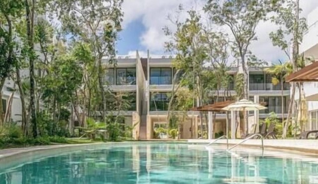 Encanto Private Balcony 2 Pools 5 Minutes To Beach