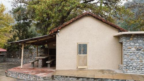 ESTANCIA CASA DE PIEDRA casa 1