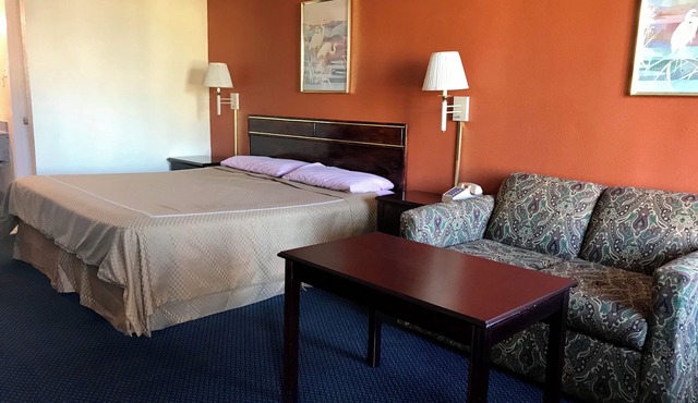 Executive Inn , 1 or 2-bed Local hotel in Texarkana with Daily ,Weekly rates.