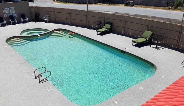 Executive Inn and Suites