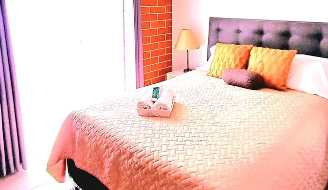 F8 FIAMENE Cozy Luxury Apto+Wifi+TV+Gym+Laundry @Guatemala City, zona 10