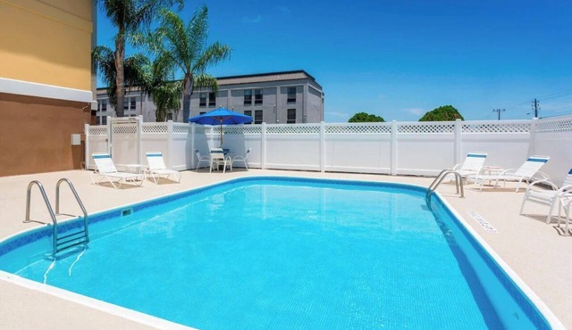 Fair Field Inn Corpus Christi 2 Queen Studio