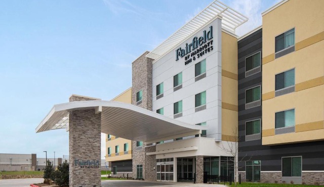 Fairfield by Marriott Inn & Suites Dallas McKinney