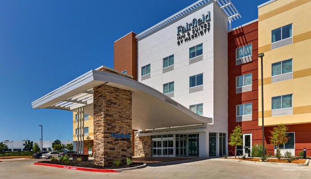 Fairfield Inn & Suites by Marriott Dallas Love Field