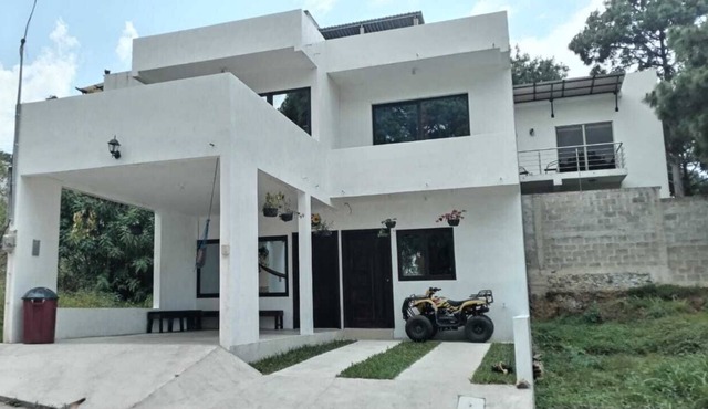Family house with free parking, wifi, in a secured residencial complex