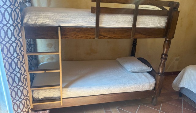 Fantastic 1-bdrm hotel in charming Antigua; Terrace w/great views; working area