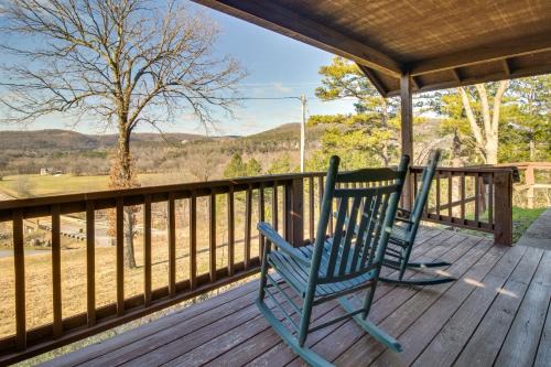 Fish, Hike & Unwind: Getaway in Mountain View!