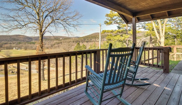 Fish, Hike & Unwind: Getaway in Mountain View!