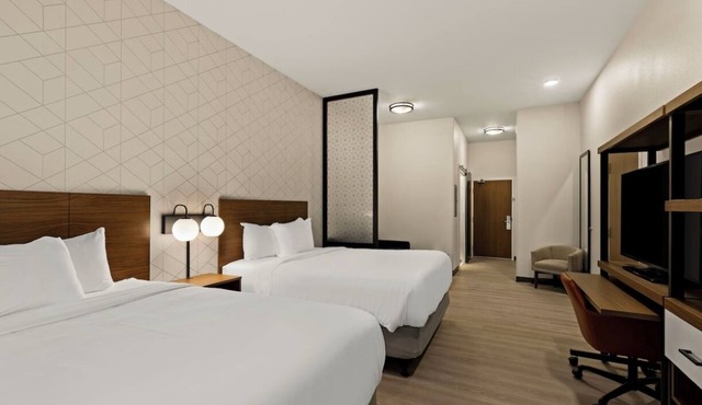 Fresh, Modern Suite | Full Kitchen for Comfortable Extended Stays