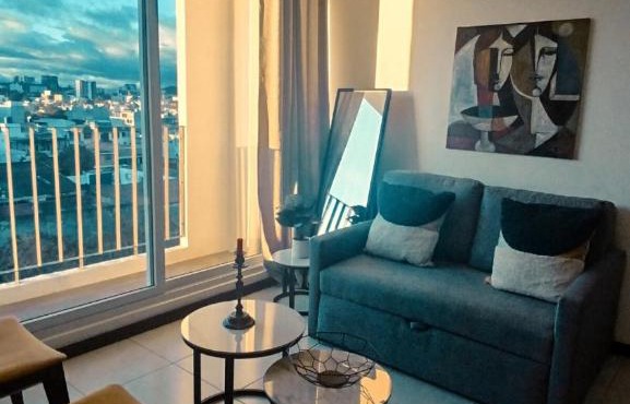 Fully Furnished 2 Bedroom Apartment Near USAC