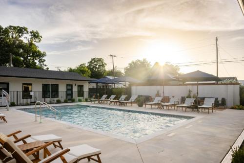 Gloria Inn - Unit 1