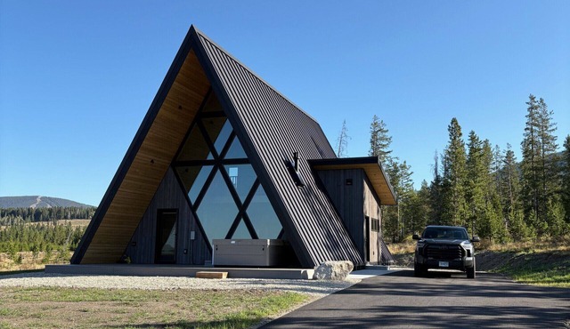 GTL A-Frame Main Cabin | Near Discovery Ski