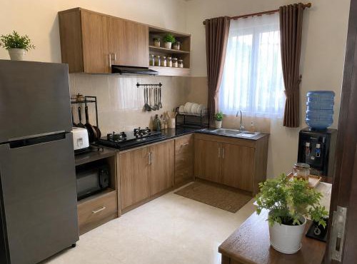 Guesthouse Alberti Llogara Gastanyo