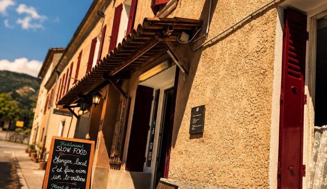 Hôtel Etape in Les Omergues