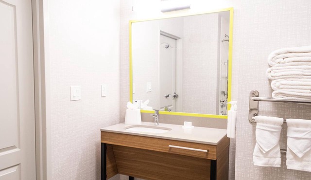 Hampton Inn & Suites Chicago/St. Charles in St. Charles