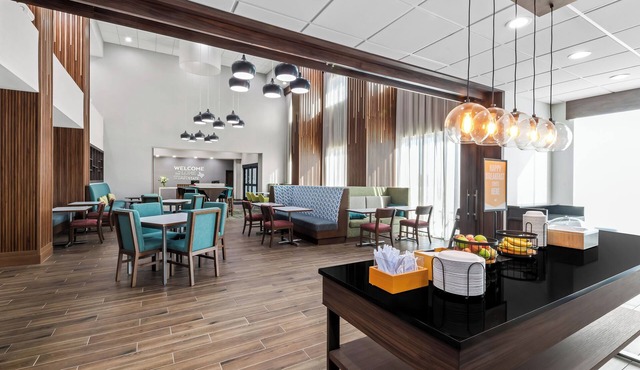 Hampton Inn & Suites Sherman