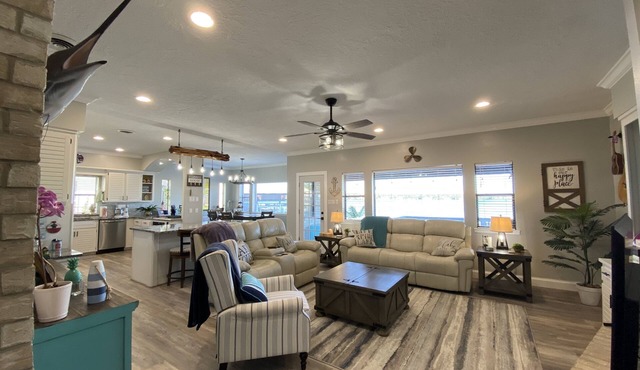 Hidden Gem Waterfront home in gated Country Club community on Lake Conroe.
