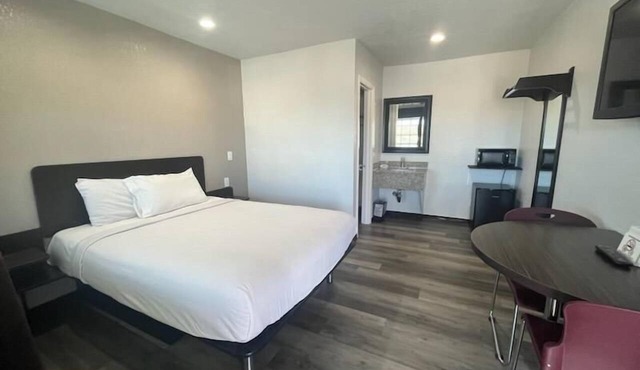 High Desert Inn
