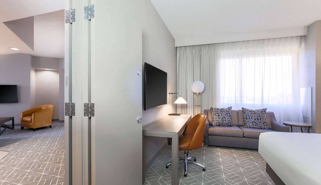 Hilton Richardson Dallas